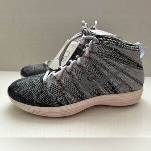 Nike Lunar Flyknit Chukka - Size 10
